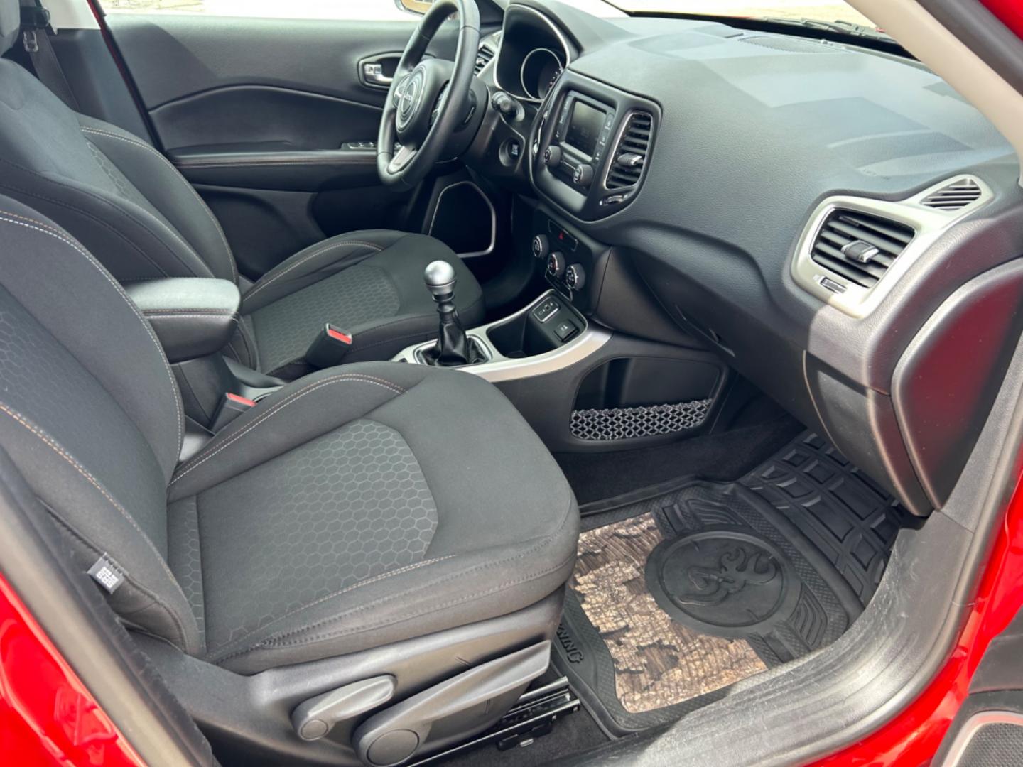 2018 RED /BLACK JEEP COMPASS SPORT (3C4NJCAB3JT) with an 2.4L engine, 6-Speed Manual transmission, located at 3030 CY Ave, Casper, WY, 82604, (307) 265-3830, 42.827816, -106.357483 - Photo#9